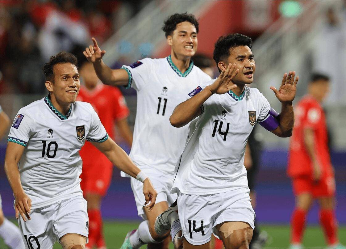 随机Ming爆冷击败老鹰，赛况扑朔迷离引爆全场！