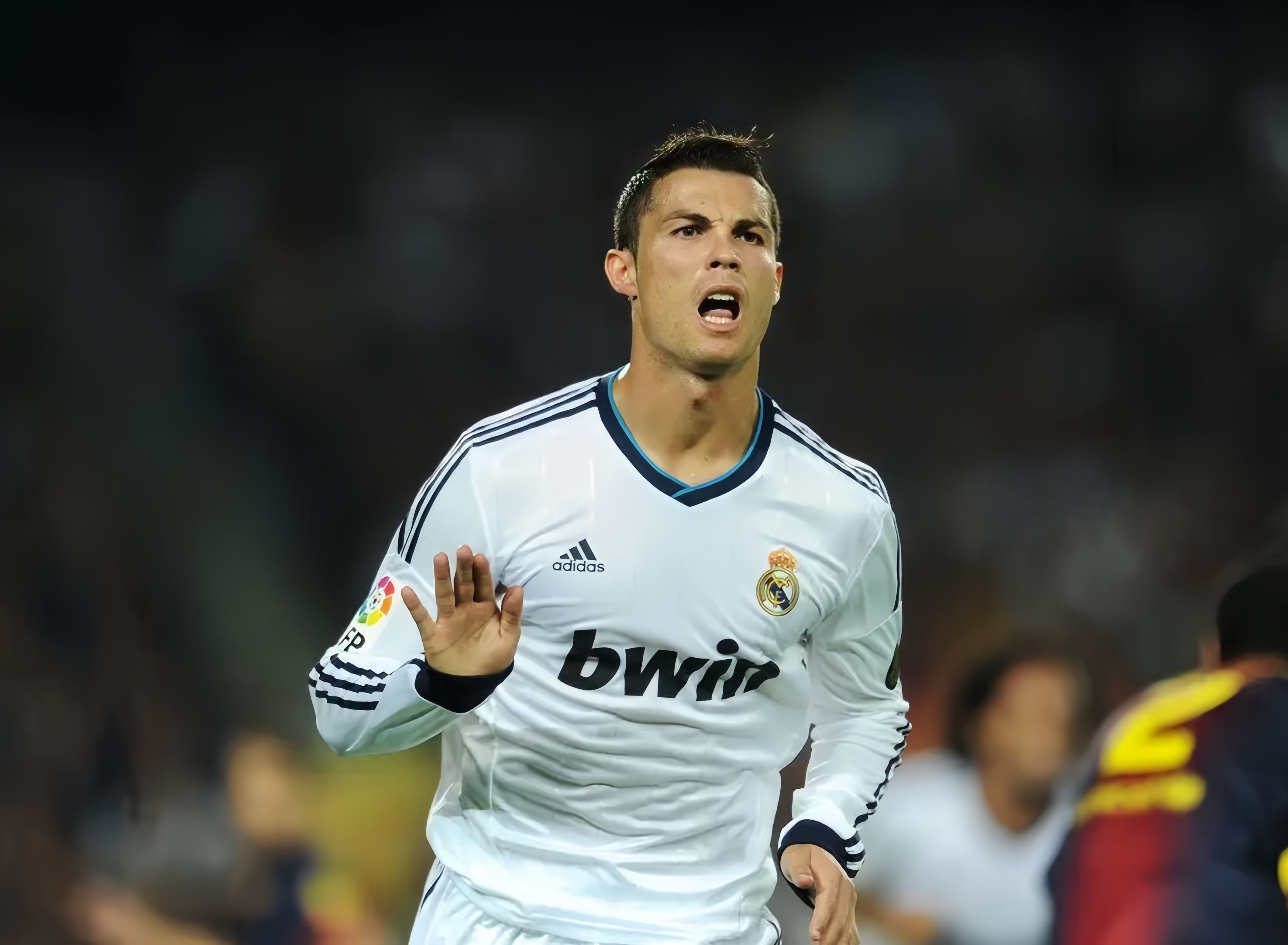 随机C罗迎来十二赛季高光表现，西班牙队球迷沸腾！的简单介绍